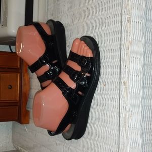 springers sandals